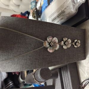 Silver tone floral necklace